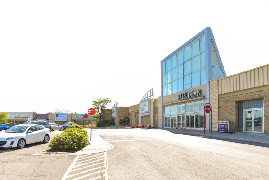 Hazeldean Mall in Kanata
